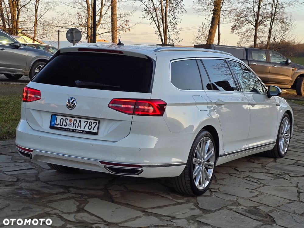 Volkswagen Passat 2.0 TDI Bi-Turbo BMT 4Mot Highline DSG - 11