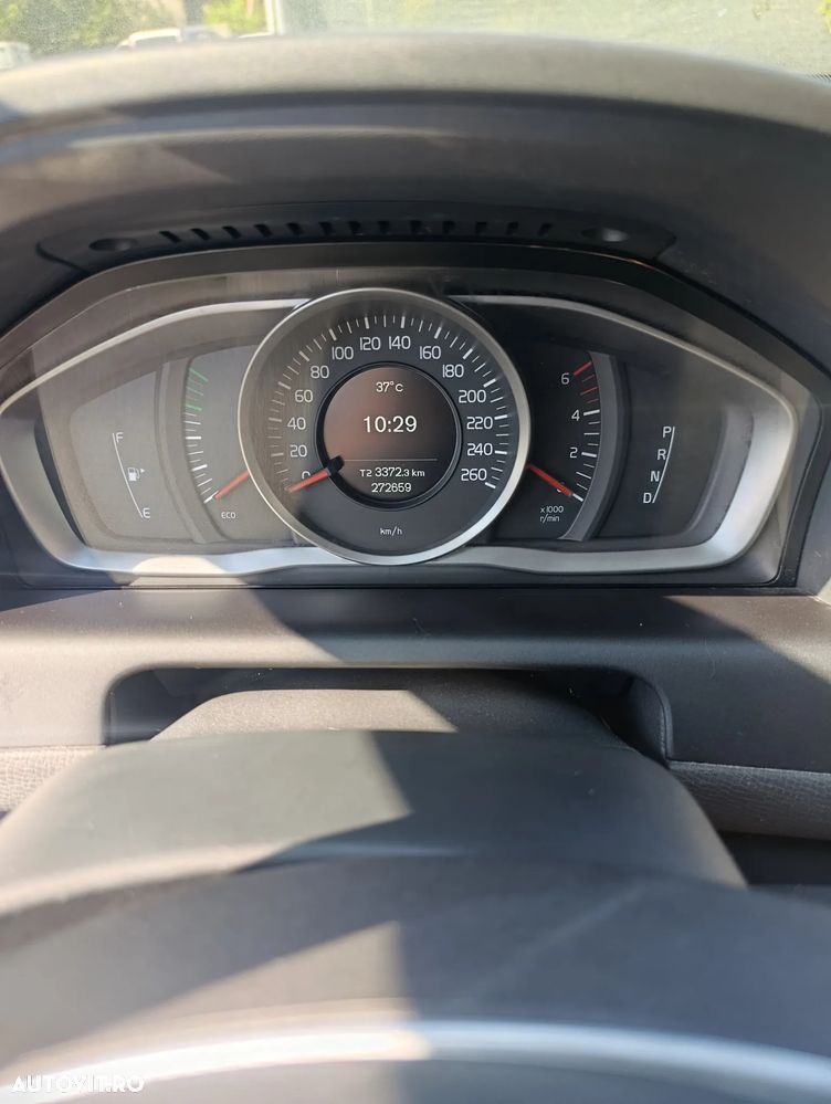 Volvo XC 60 D4 Geartronic Momentum - 13