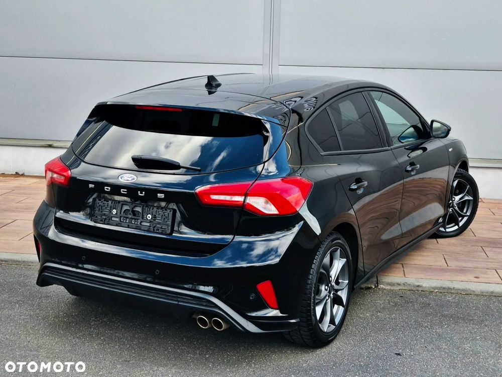 Ford Focus 1.5 EcoBoost ST-Line - 14