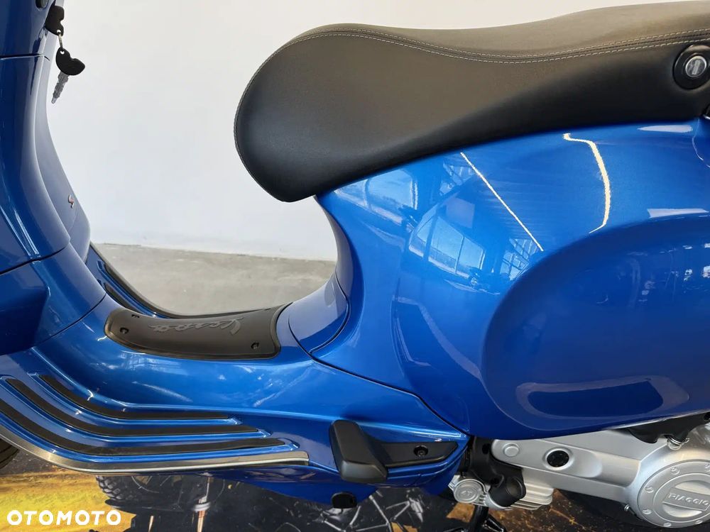 Piaggio Vespa - 22