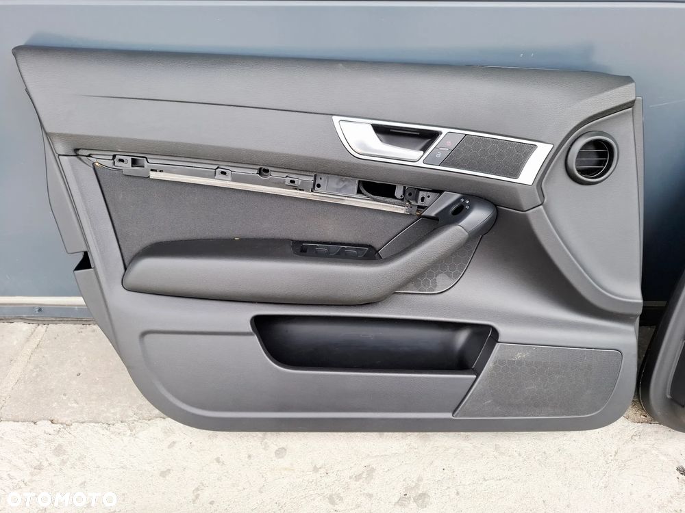 Boczki Drzwi Komplet Czarne Ambiente Audi A6 C6 Kombi/Sedan - 2