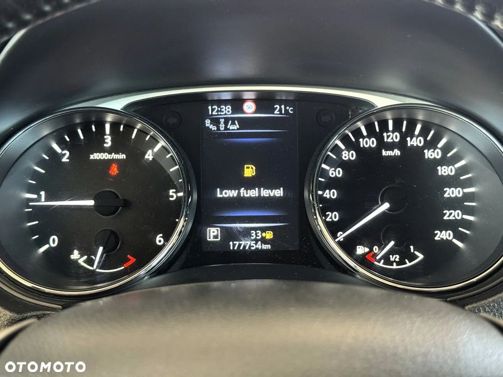 Nissan X-Trail 1.6 DCi Tekna Xtronic 2WD - 8