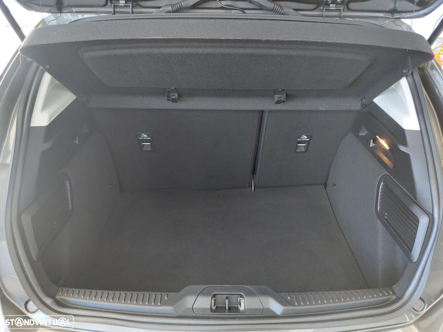 Ford Focus 1.5 TDCi EcoBlue Business - 43