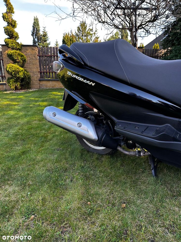 Suzuki Burgman - 4