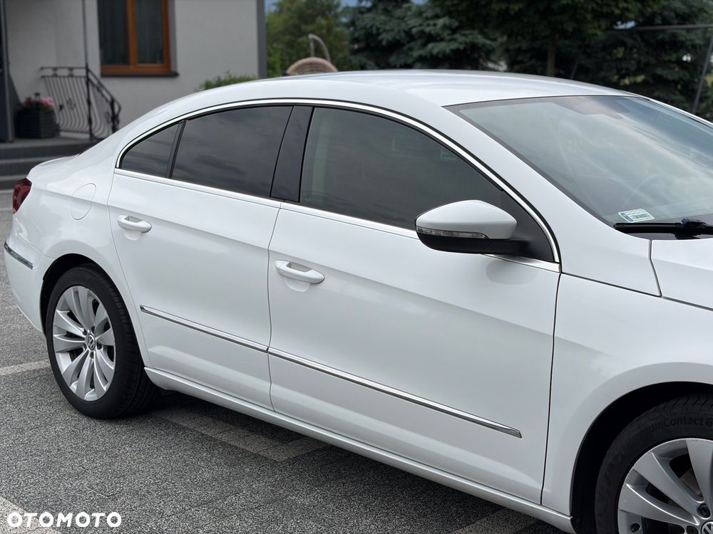 Volkswagen Passat - 13