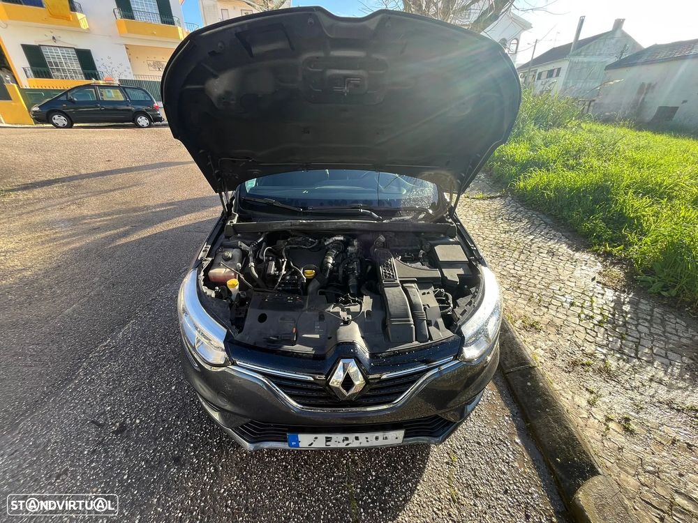 Renault Mégane 1.5 Blue dCi Zen - 2