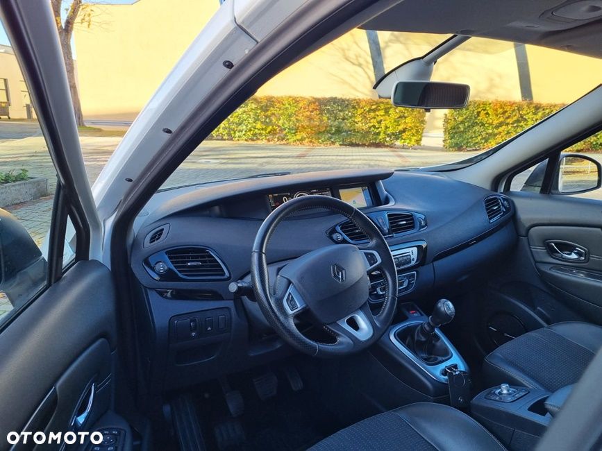 Renault Scenic dCi 160 Bose Edition - 18