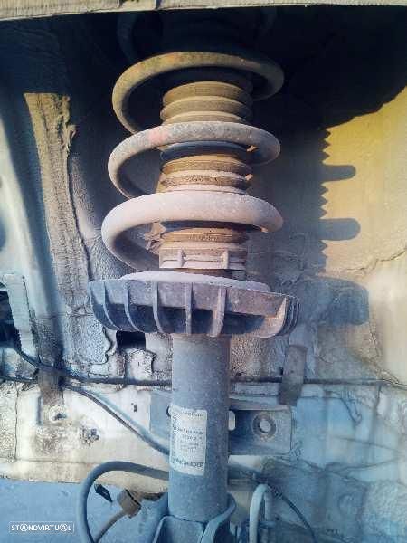 AMORTECEDOR FRENTE ESQUERDO MERCEDES-BENZ VITO MIXTO 447 - 1