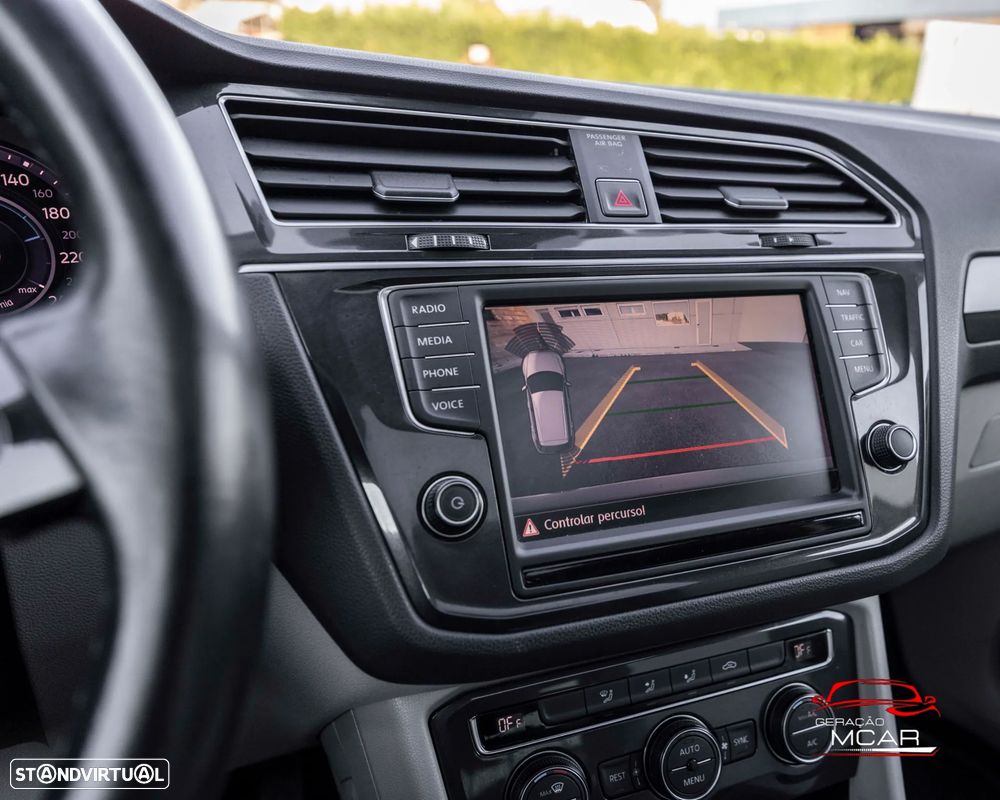 VW Tiguan Allspace - 12