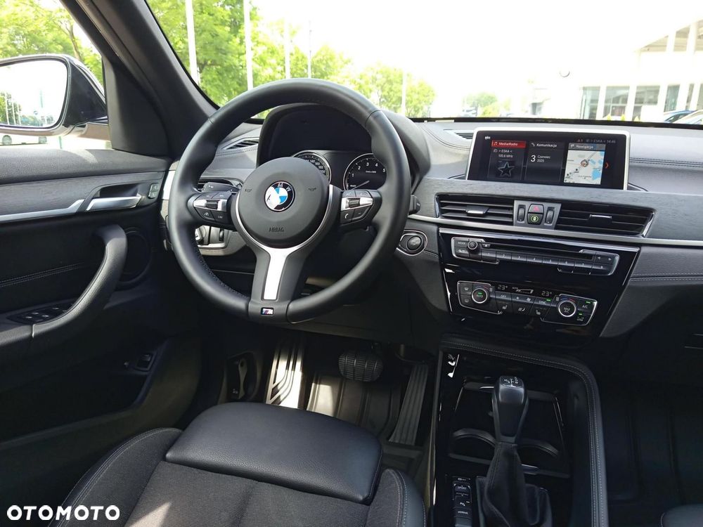 BMW X1 - 13