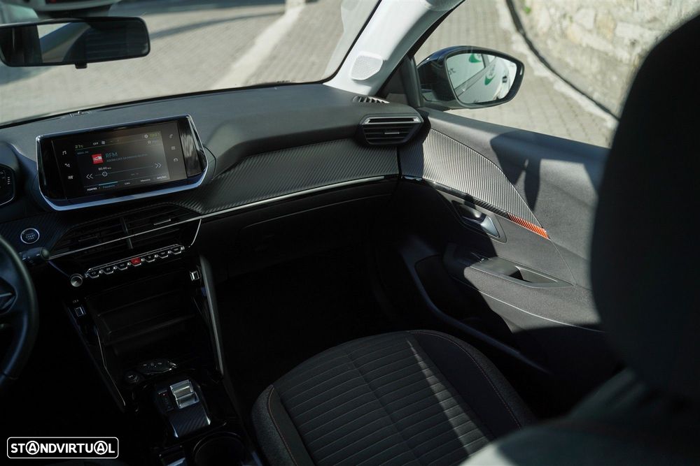 Peugeot e-208 50 kWh Active Pack - 28