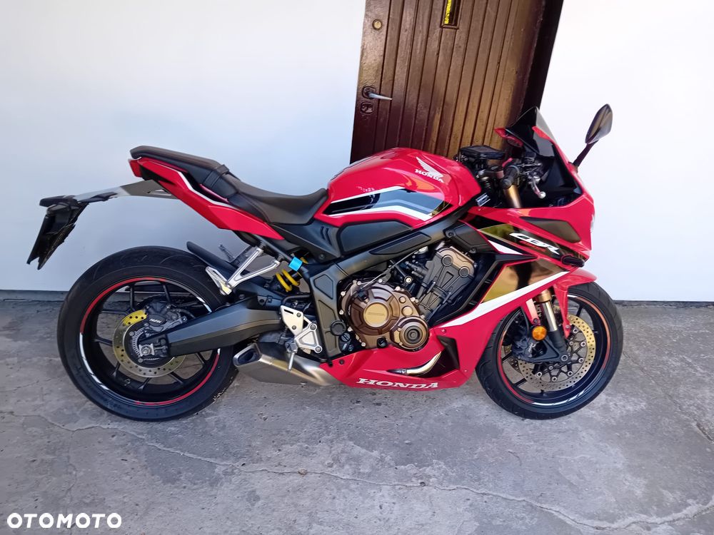 Honda CBR - 1