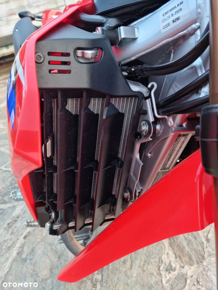 Honda CRF - 17