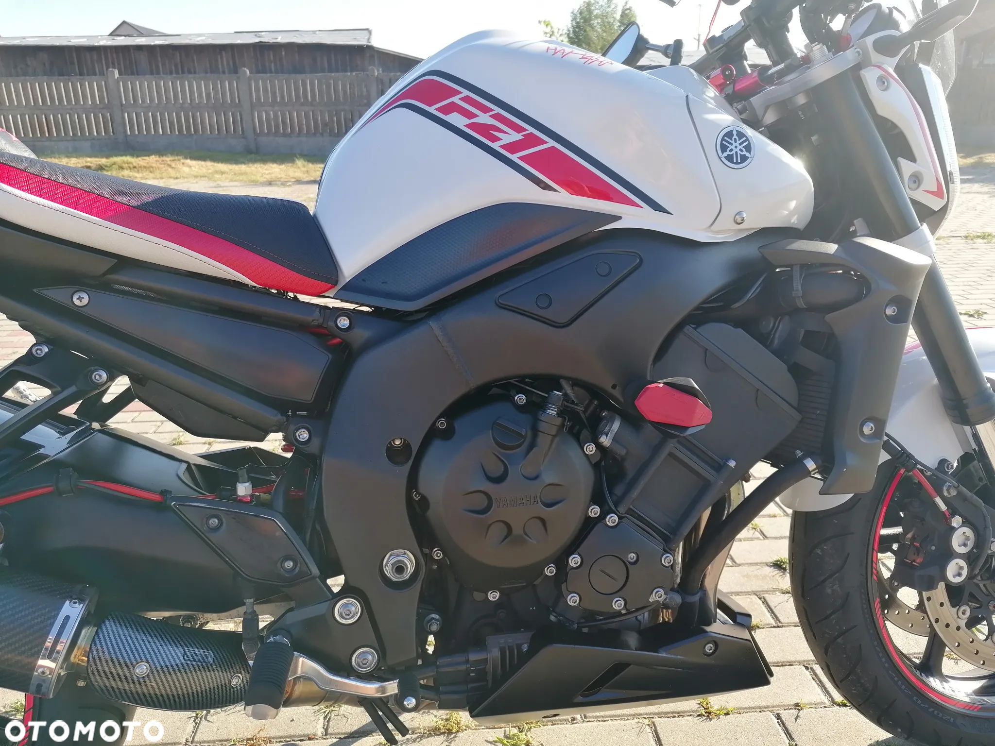 Yamaha FZ - 9