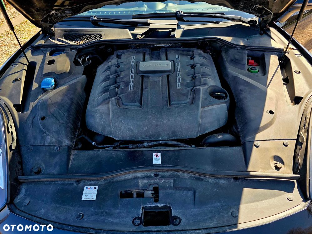 Porsche Cayenne - 10