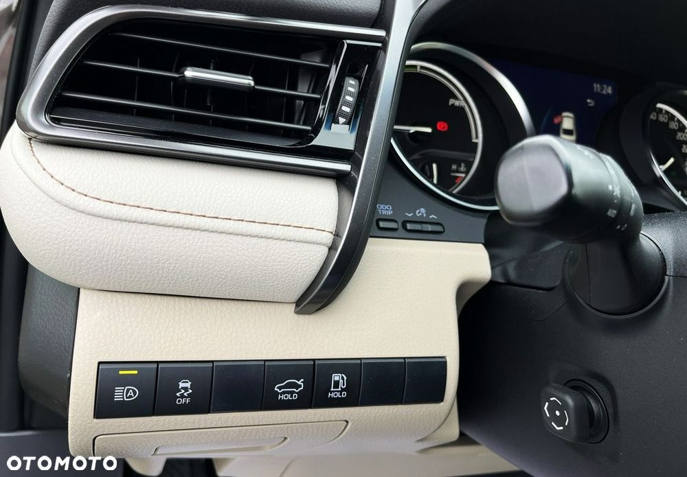 Toyota Camry 2.5 Hybrid Executive CVT - 31