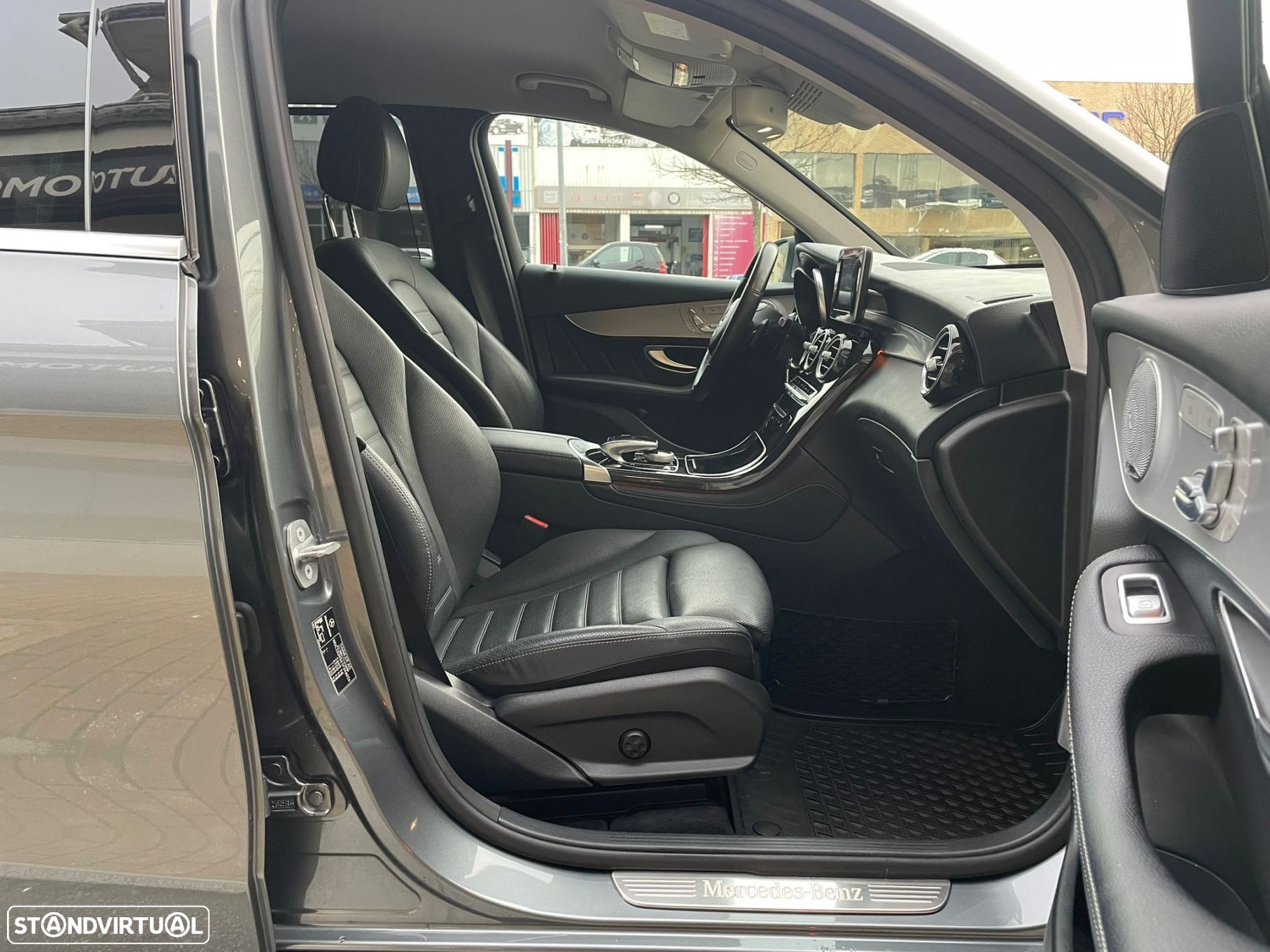 Mercedes-Benz GLC 350 e AMG Line 4-Matic - 13