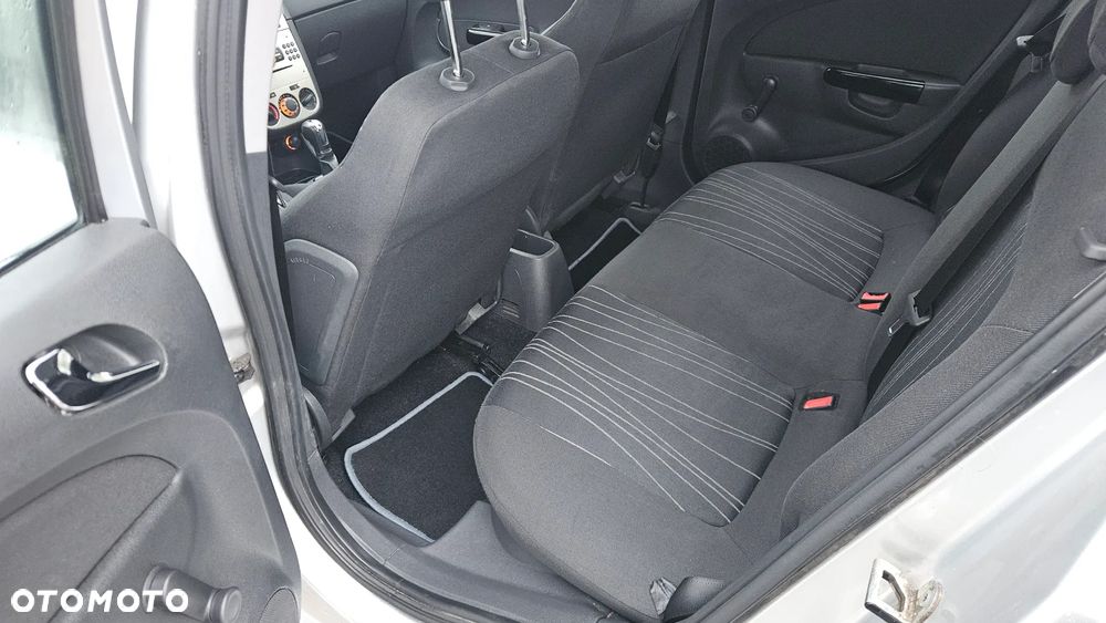 Opel Corsa 1.4 16V Automatik Sport - 7