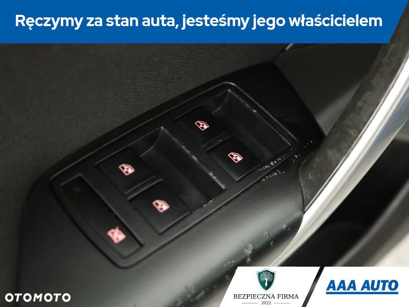 Opel Insignia - 16