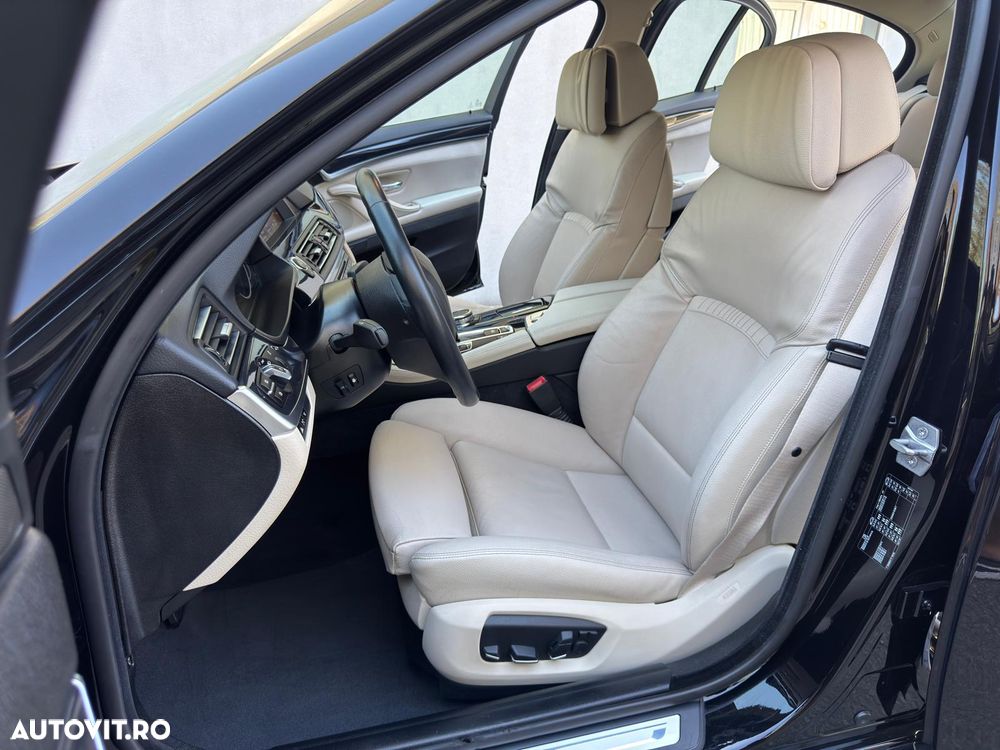 BMW Seria 5 520d Aut. Luxury Line - 33