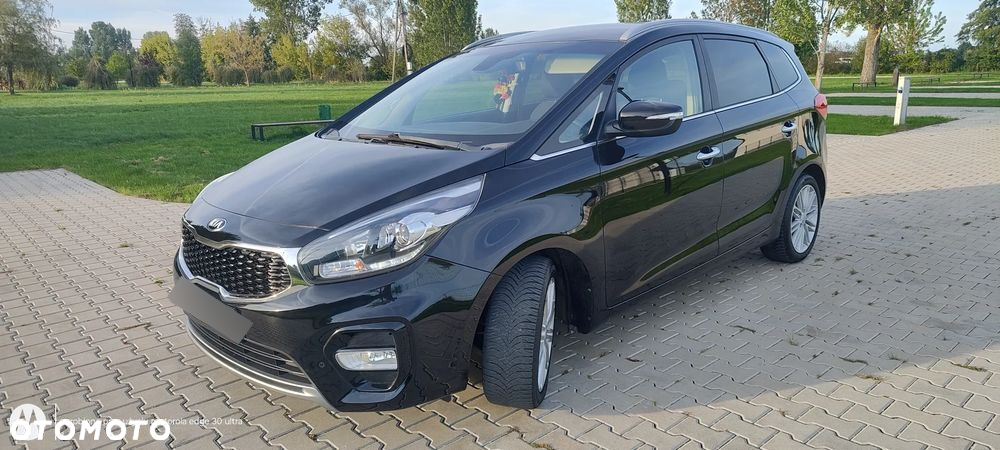 Kia Carens 1.7 CRDi M 7os - 16