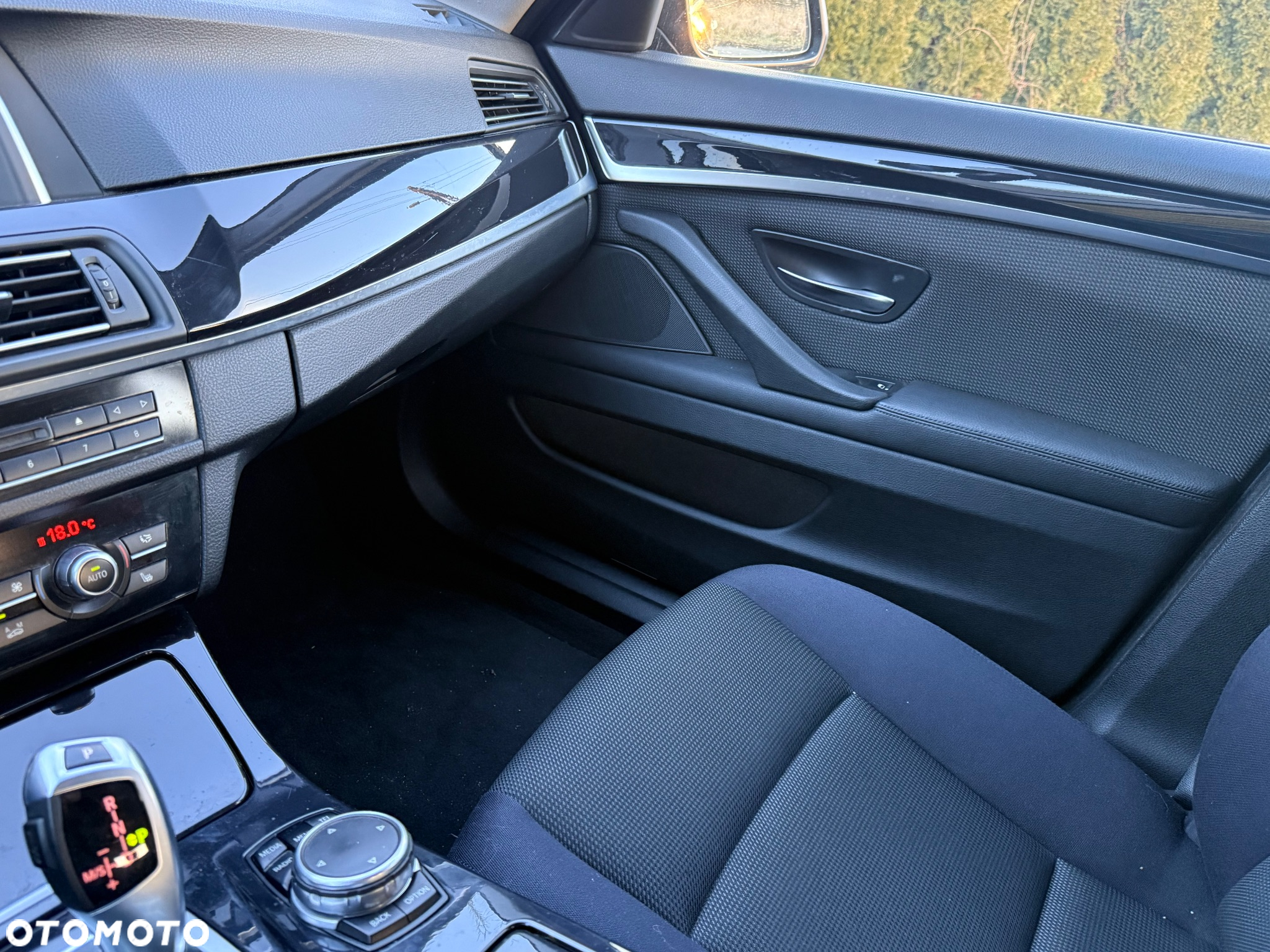 BMW Seria 5 520d Efficient Dynamics Edition - 13