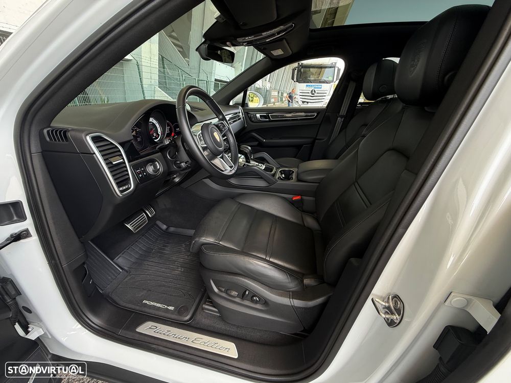 Porsche Cayenne Coupé S Platinum Edition - 19