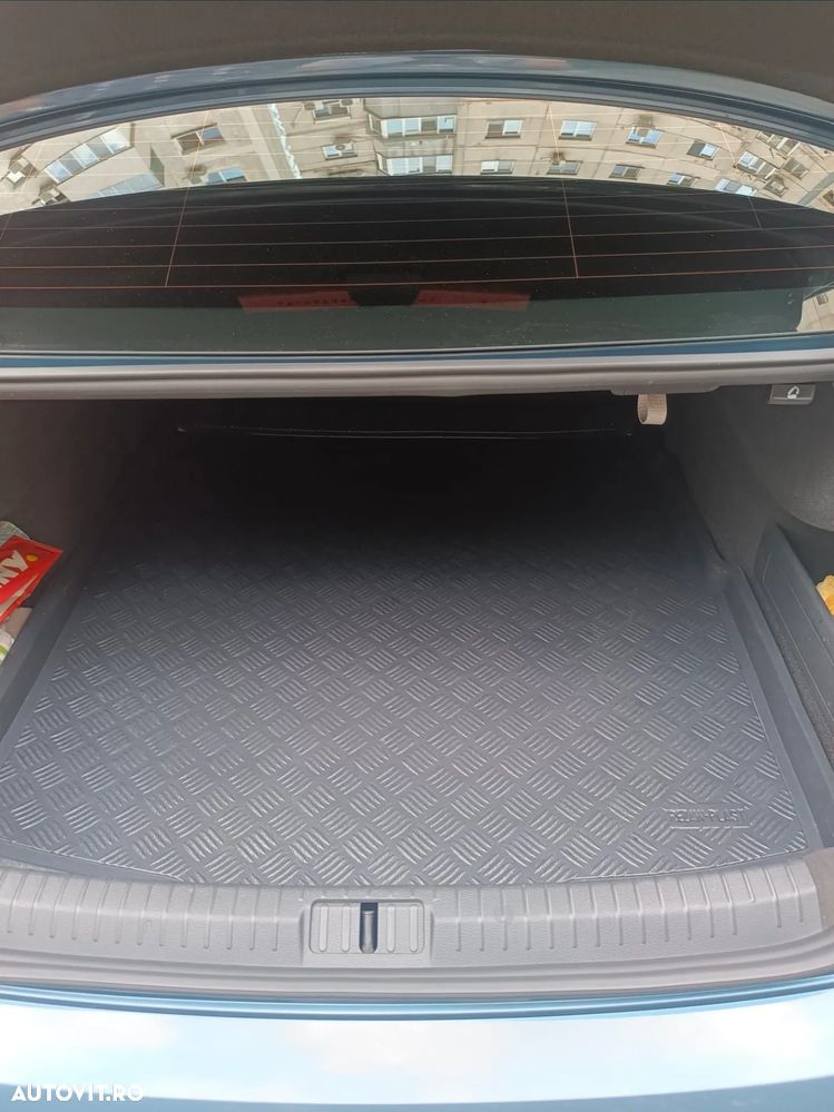 Volkswagen Passat 2.0 TDI DSG Highline - 7