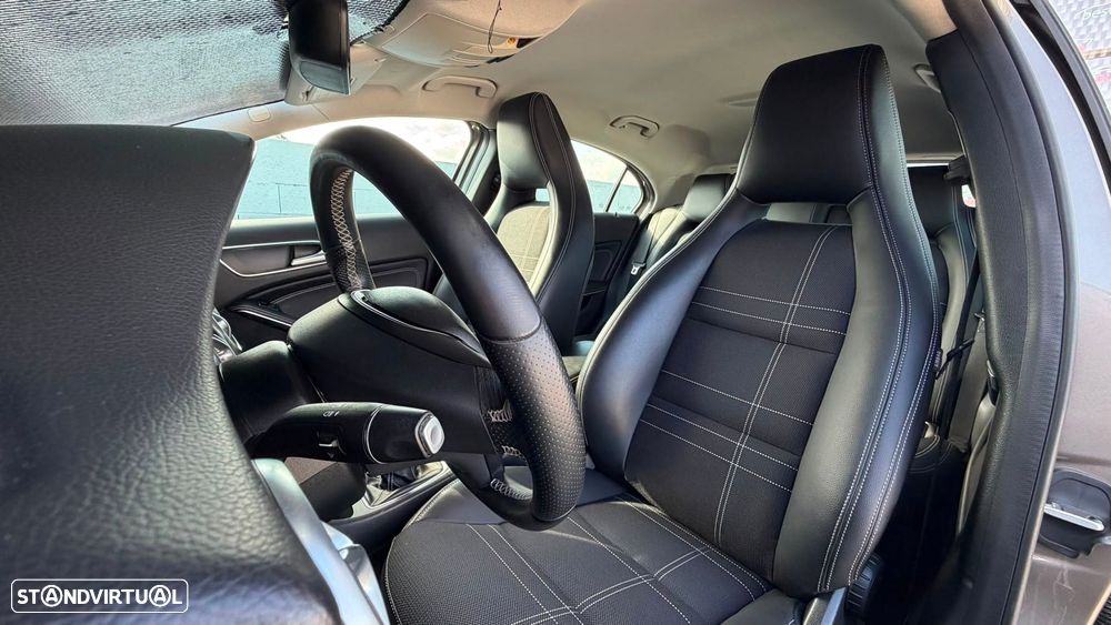 Mercedes-Benz A 180 - 16