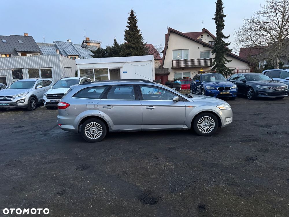 Ford Mondeo 2.0 TDCi Ghia - 8