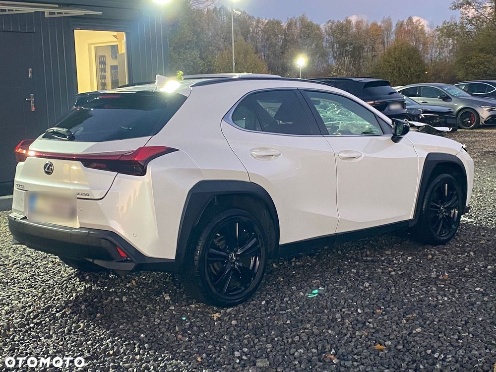 Lexus UX 200 GPF Pure 2WD - 2