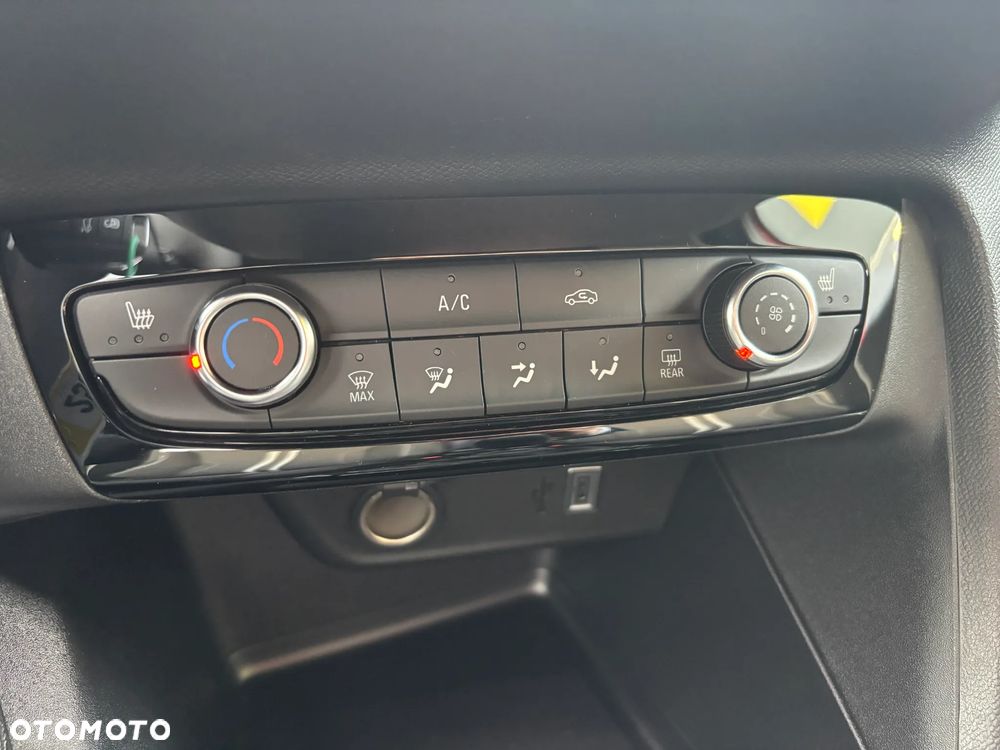 Opel Corsa 1.2 GS S&S - 13