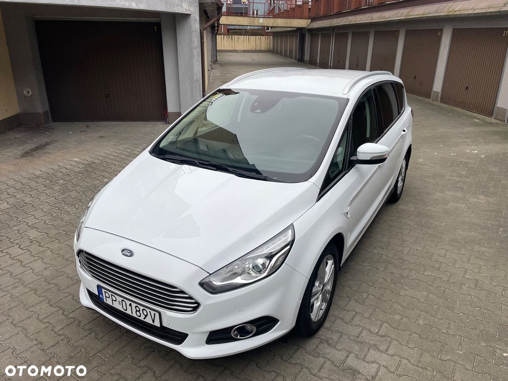 Ford S-Max - 22