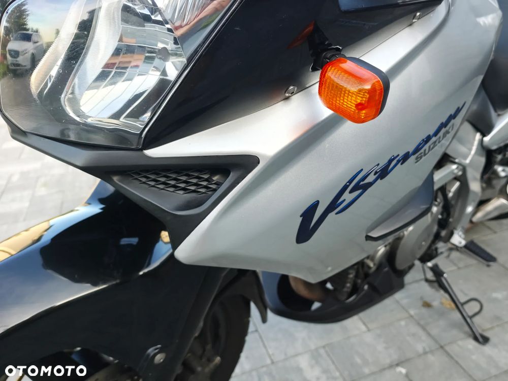 Suzuki V-STROM - 24