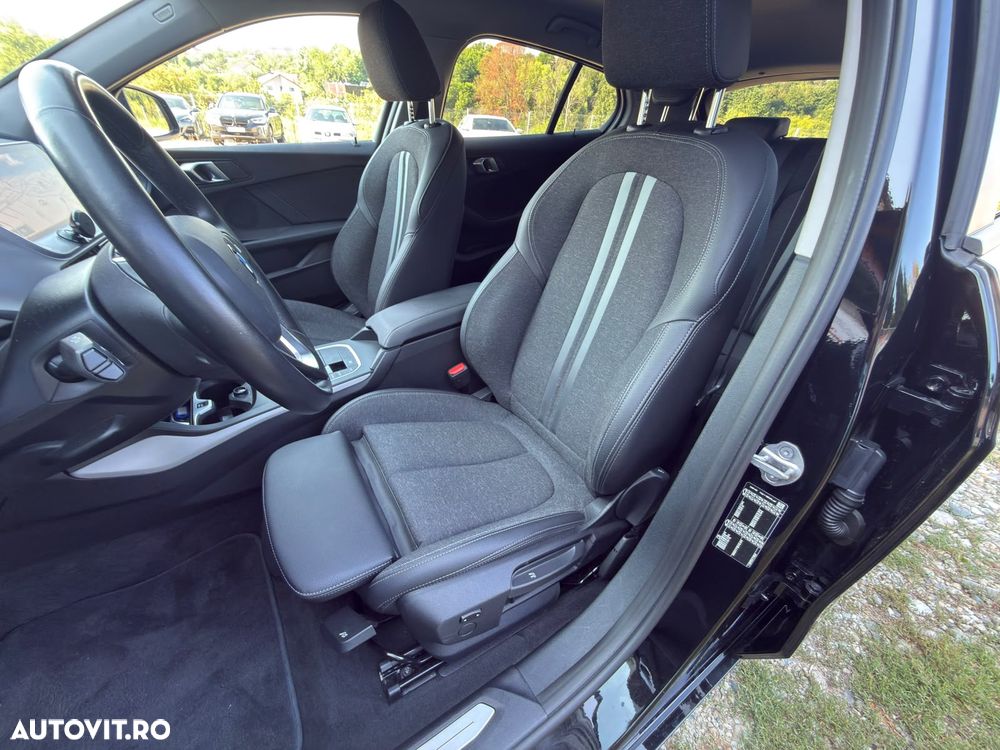 BMW Seria 1 - 25
