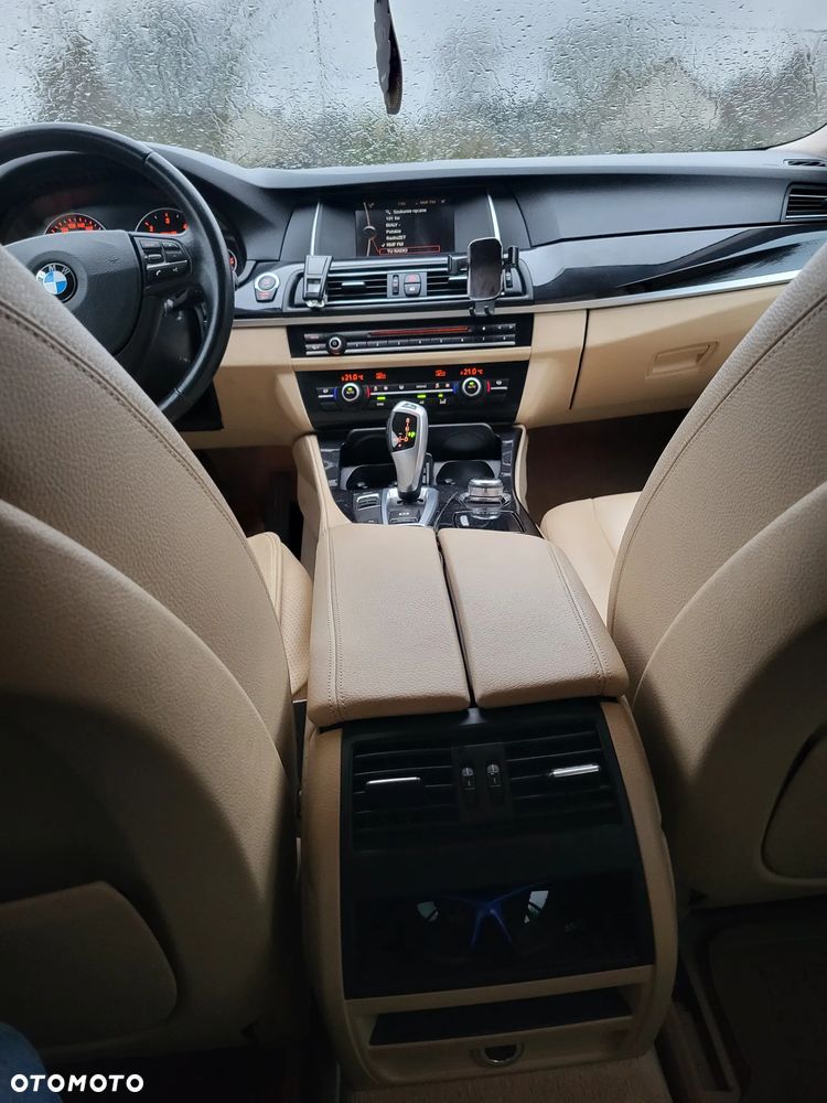 BMW Seria 5 ver-520d - 8
