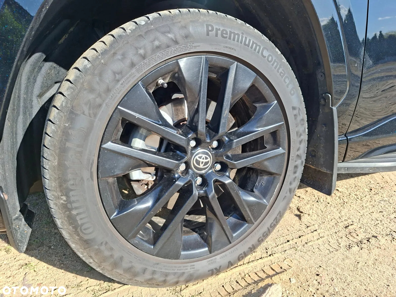 Toyota RAV4 2.5 Hybrid Black Edition by JBL 4x4 - 13