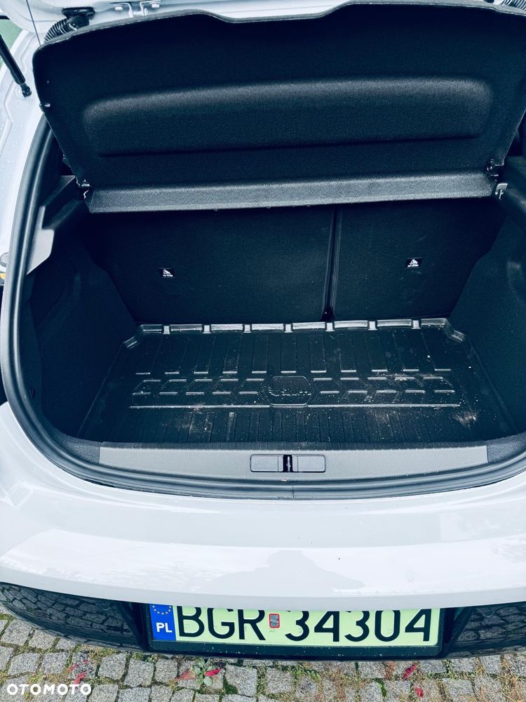 Peugeot 208 - 9