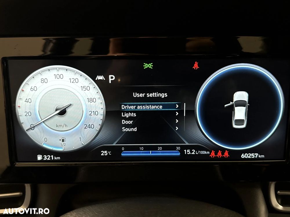 Hyundai Elantra - 11