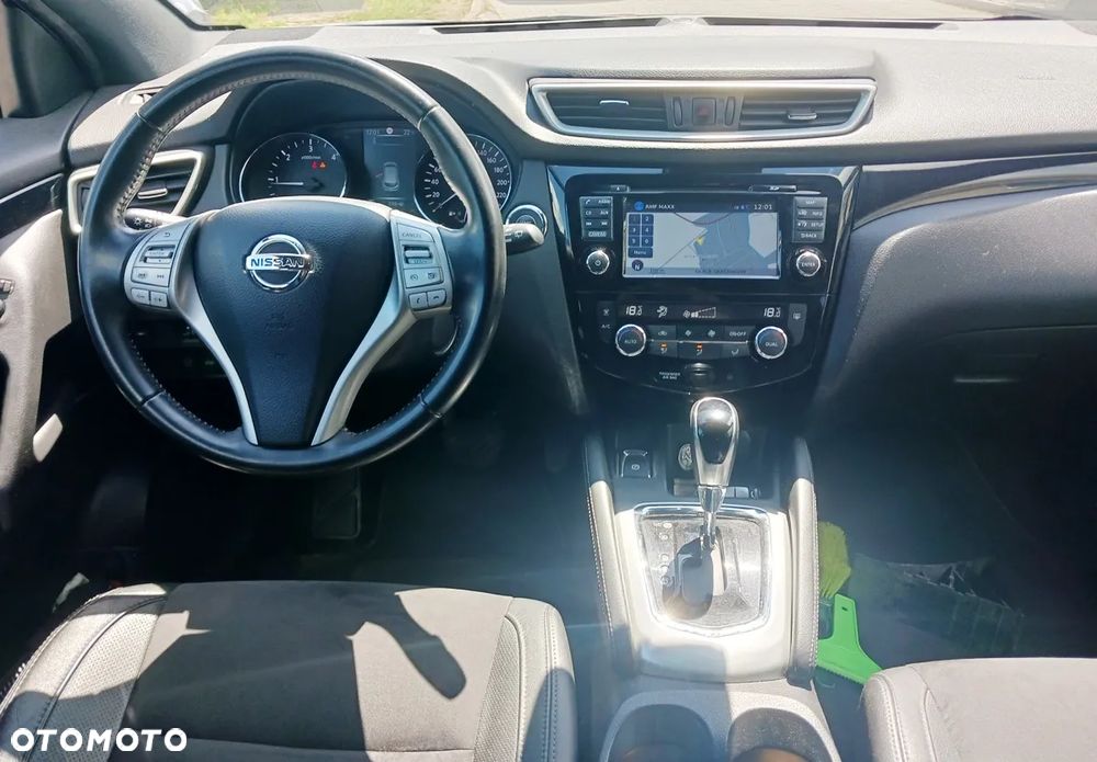 Nissan Qashqai 1.6 DCi Xtronic ACENTA - 11