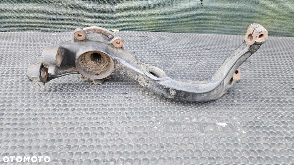 Zwrotnica 8D0407257 AR Piasta Łożysko Przód Przednia Lewa Kopyto Audi A4 B5 A6 C5 VW Passat B5 - 25
