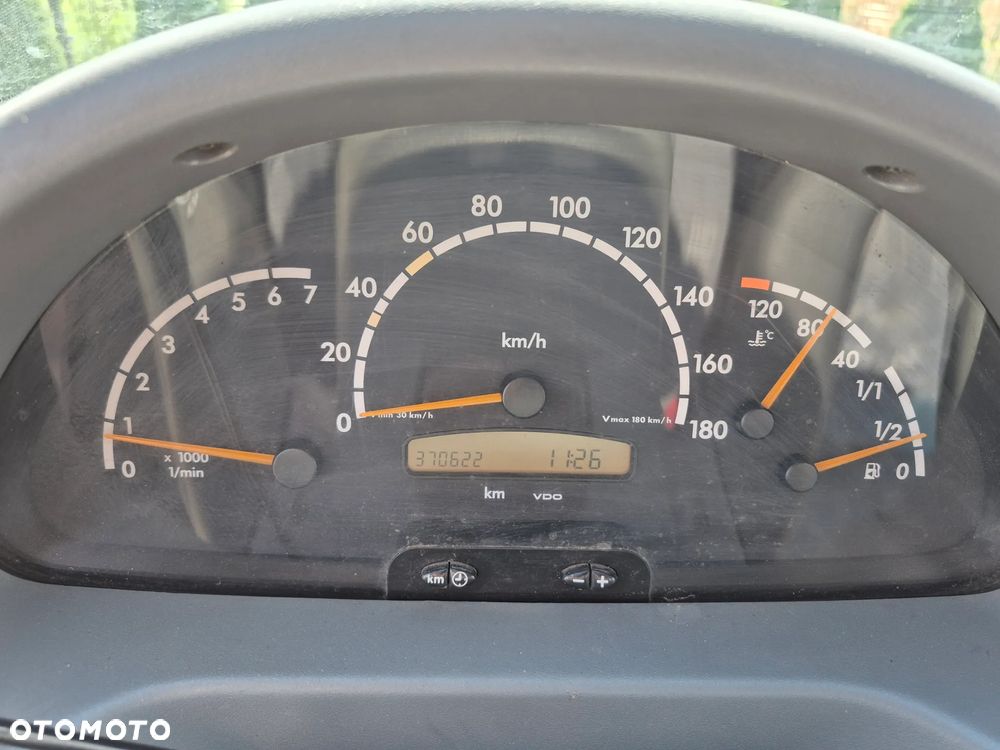 Mercedes-Benz Sprinter - 31