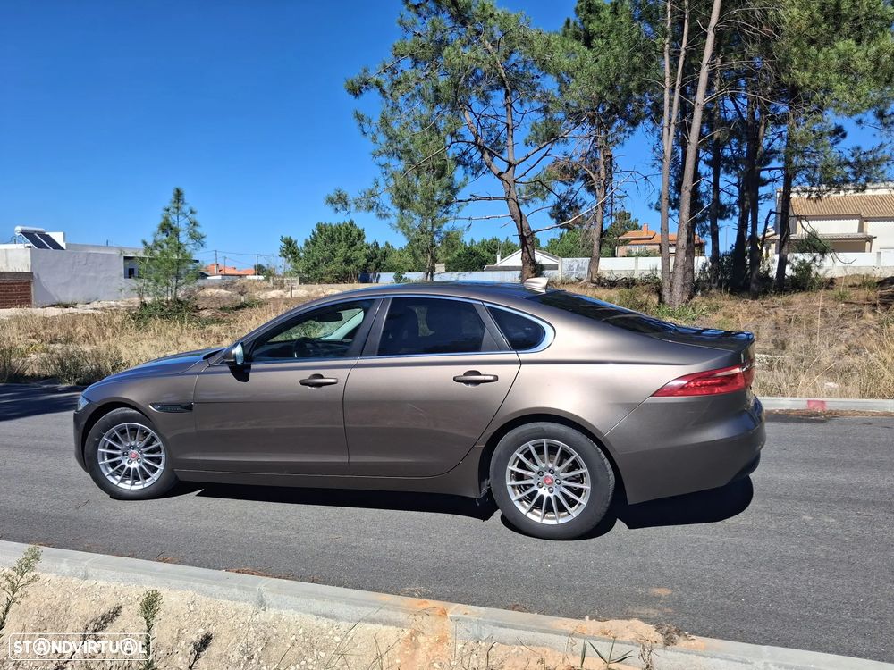 Jaguar XF E-Performance Prestige - 7