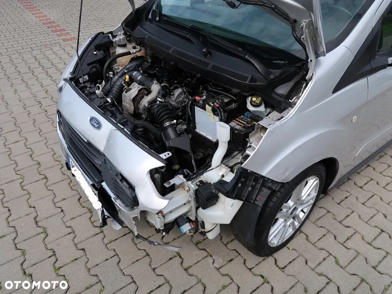 Ford Tourneo Courier 1.5 TDCi Titanium - 30