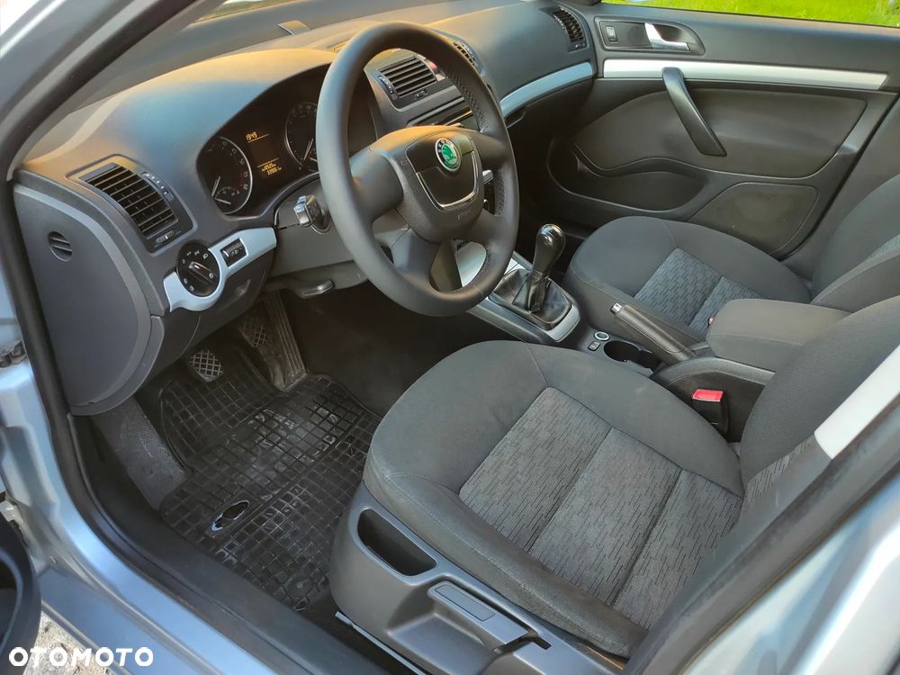 Skoda Octavia 1.9 TDI Ambiente - 8