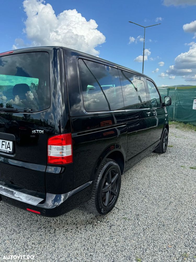Volkswagen Multivan - 21