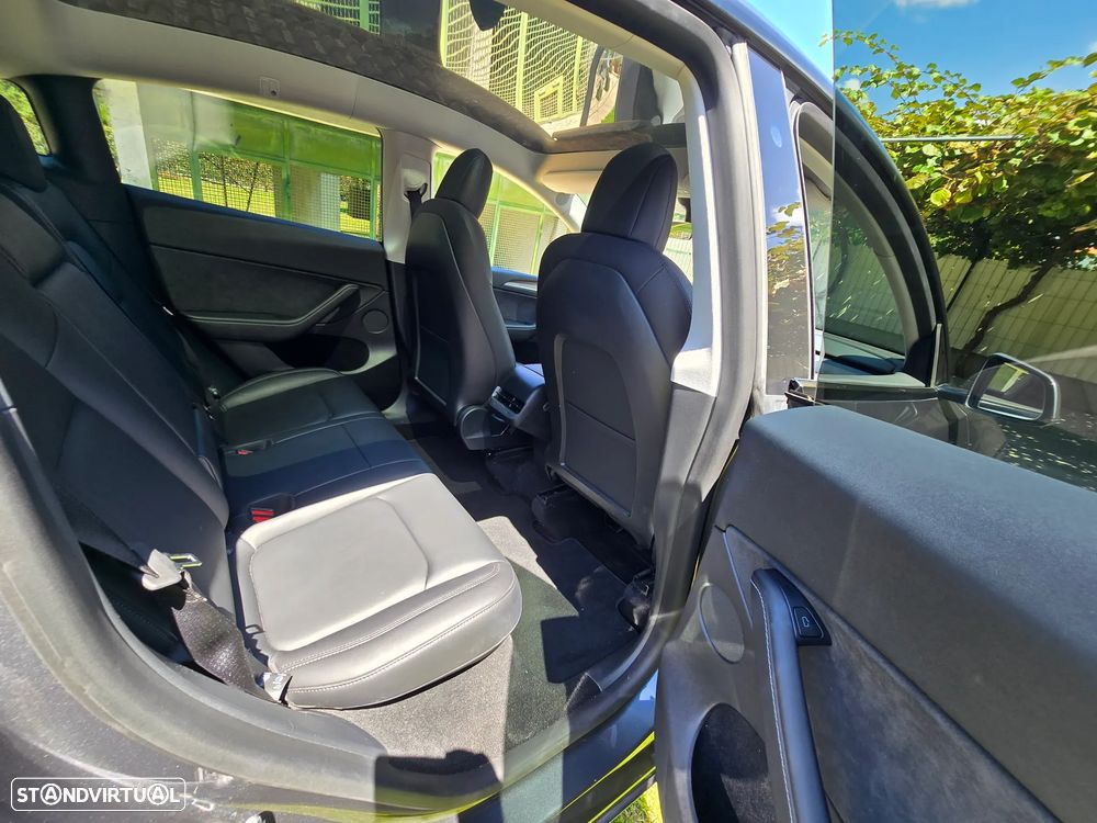 Tesla Model Y Long Range Tração Integral - 16