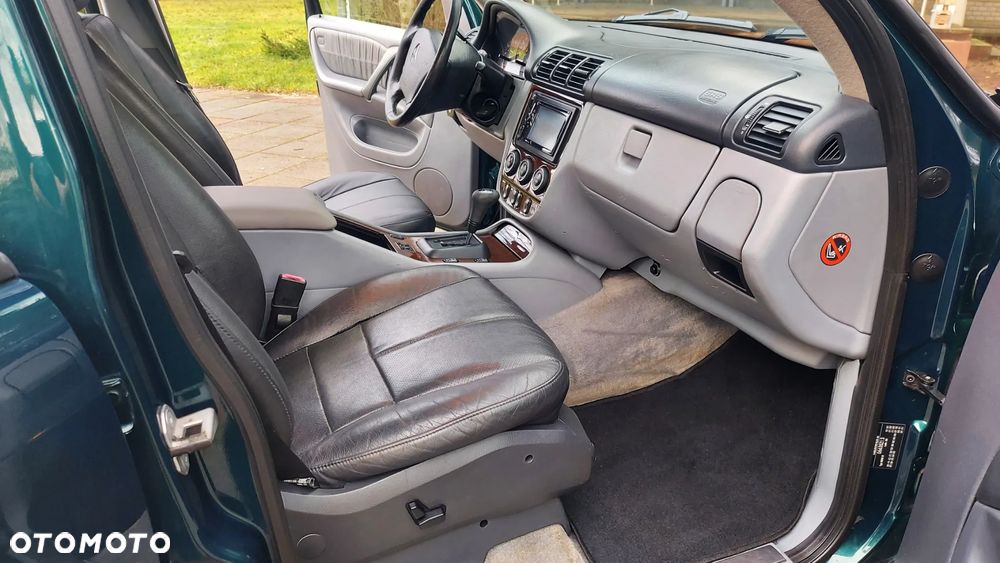 Mercedes-Benz ML - 4