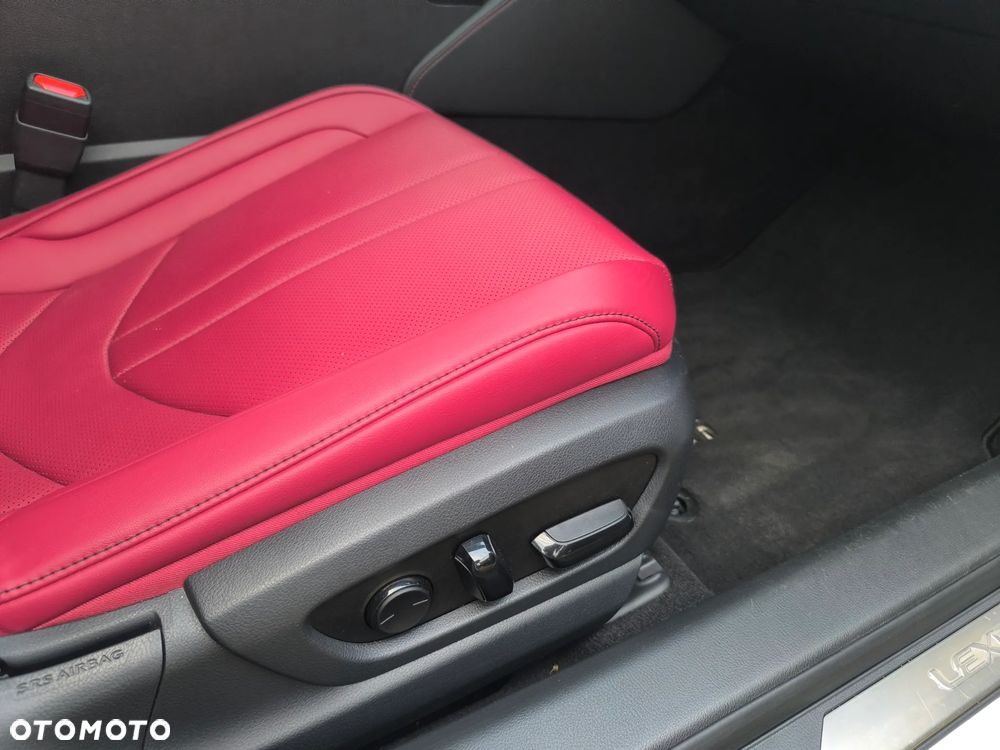 Lexus ES 300h F Sport Edition - 26