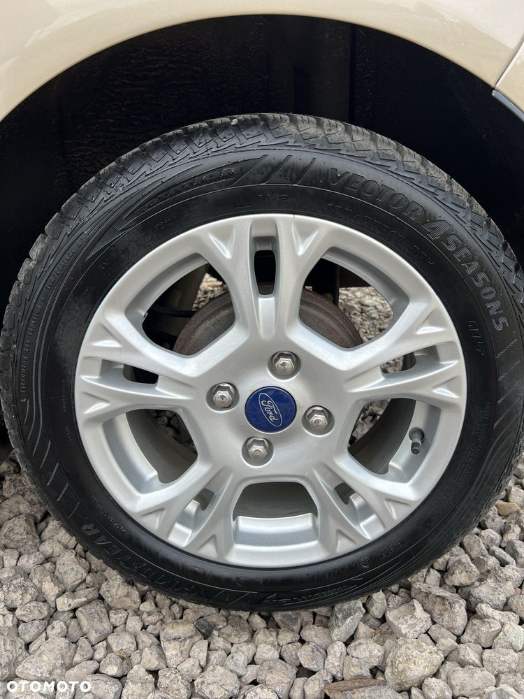 Ford Fiesta - 8